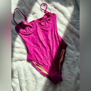 🌴💕NWT J.Crew Heritage Balconette One-Piece Swimsuit Fuchsia Size 8🌴💕